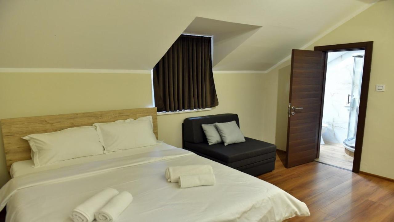 Apartmani Mali Vikend Belgrade Exterior photo